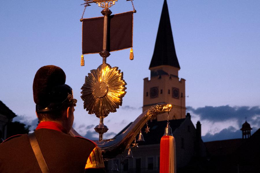 Großer Zapfenstreich der historischen Bürgerwache Ehingen